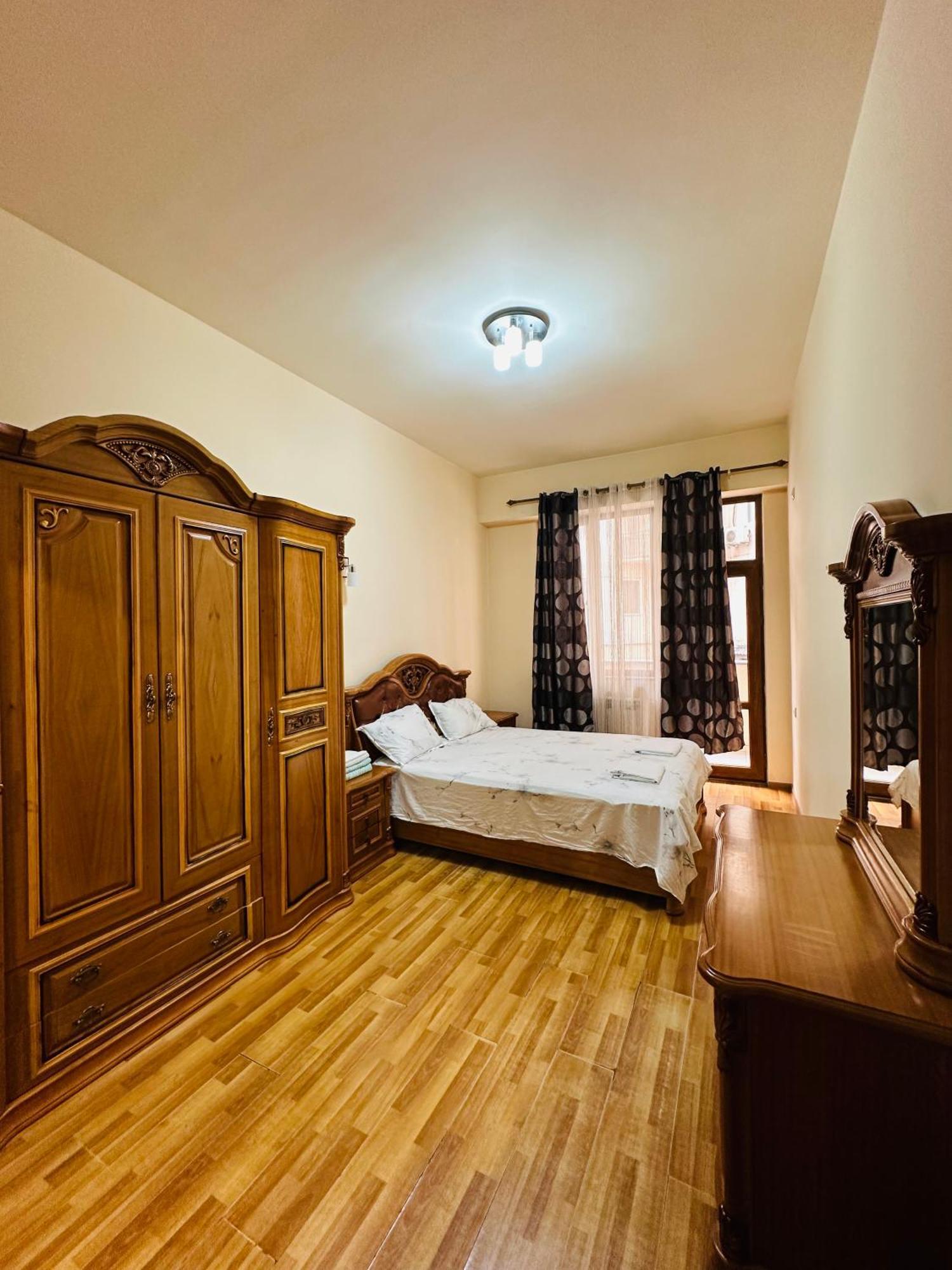 Sakharov Residence, Small Center Ереван Экстерьер фото